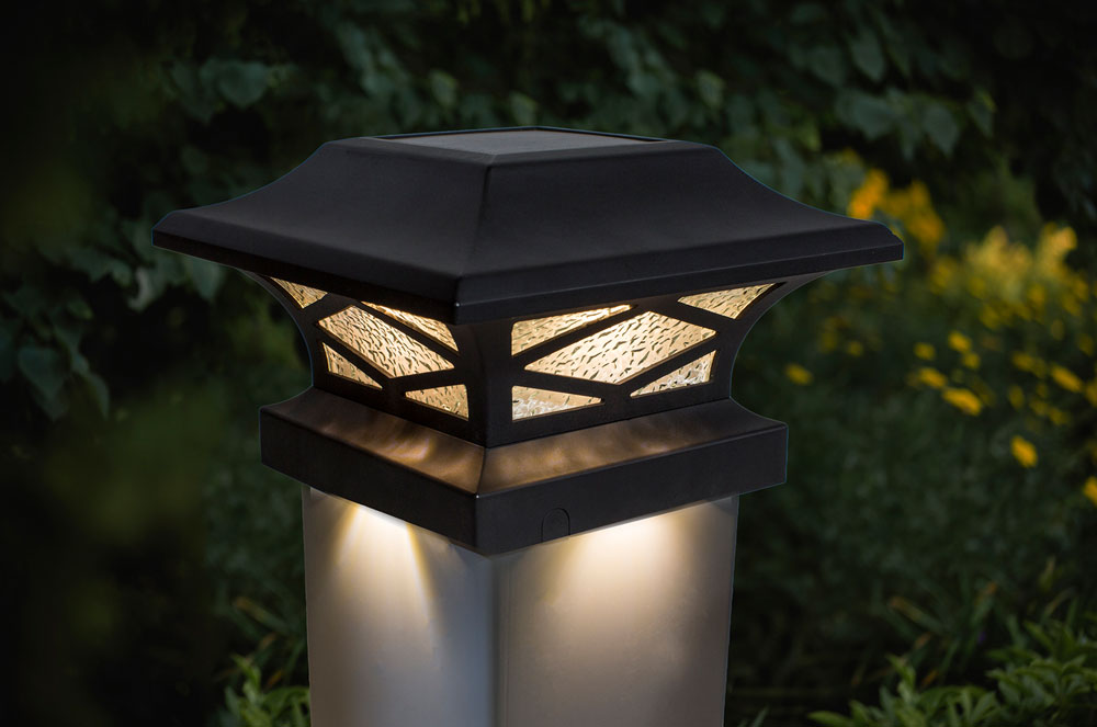 Kingsbridge Black Dual Lighted Solar Post Cap